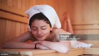 告别肩颈僵硬：3分钟办公室自我按摩急救指南，让你原地复活！